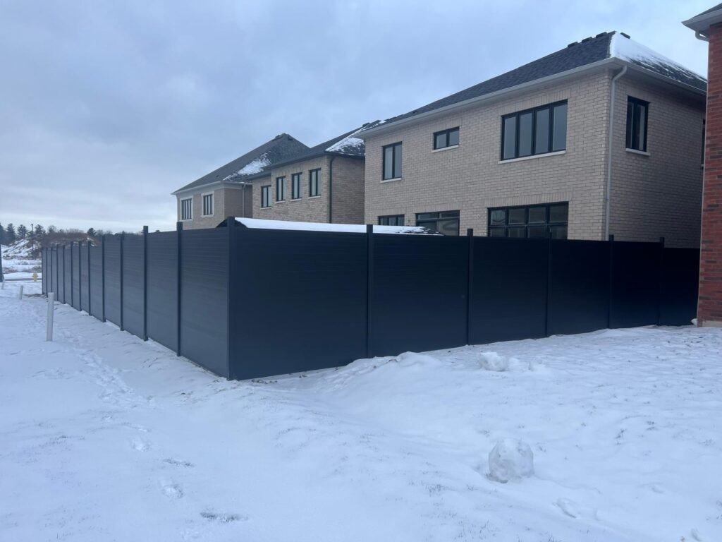 Fencing VitBud Landscaping Construction