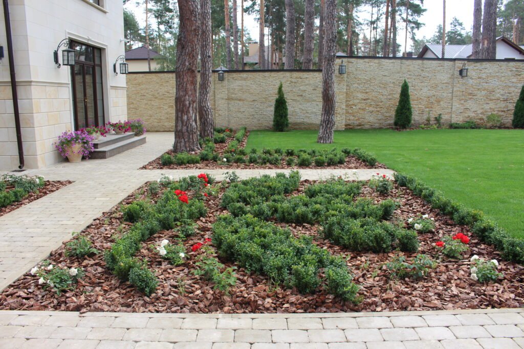 Softscaping VitBud Landscaping Construction