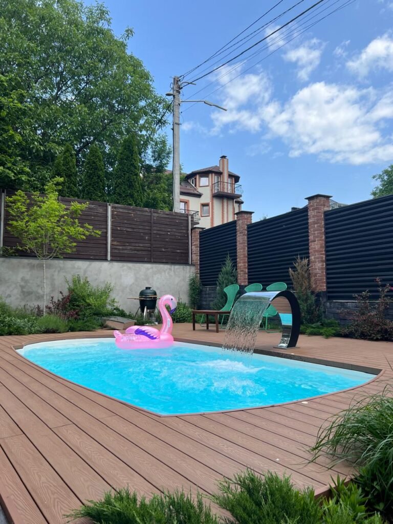 pools vit bud landscaping construction